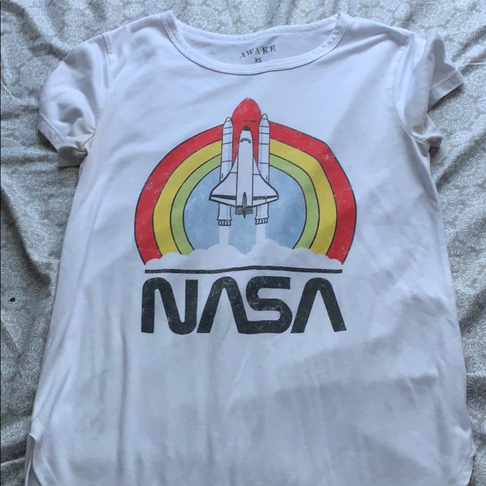 white nasa tee shirt